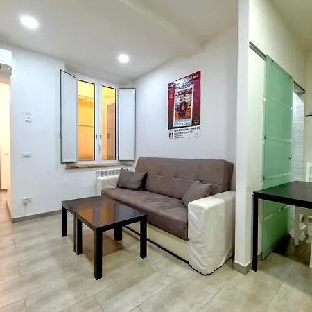 Comfortable Flat In The Center Appartamento *