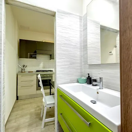 Comfortable Flat In The Center Appartamento Empoli